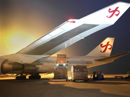 61.1萬(wàn)噸！鄭州機(jī)場(chǎng)貨運(yùn)量已超去年 “雙貨航”支撐鄭州樞紐貨運(yùn)再突破